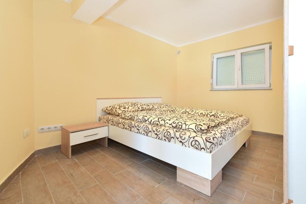 Apartment Sax Jezera Bagian luar foto
