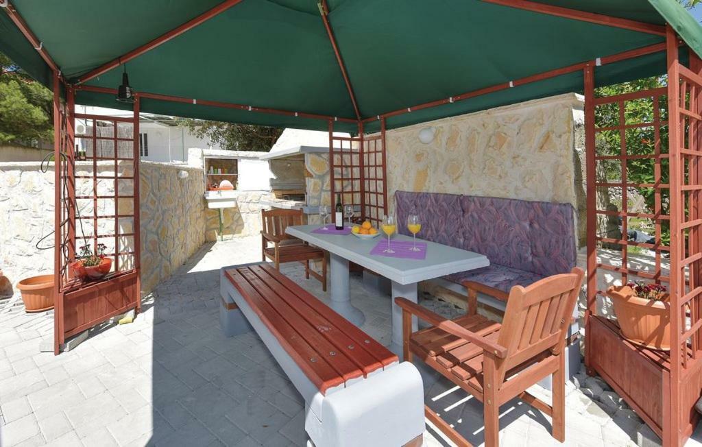 Apartment Sax Jezera Bagian luar foto